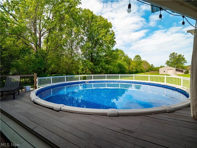 4802 Center Road, Avon, OH 44011