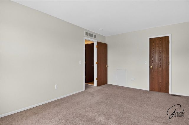 15834 N Franklin Drive, Clinton Township, MI 48038