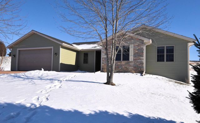 W1401 Valley View COURT, Ixonia, WI 53036