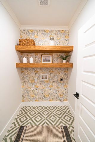 921 Hillburn Drive, West Tawakoni, TX 75474