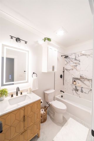 921 Hillburn Drive, West Tawakoni, TX 75474