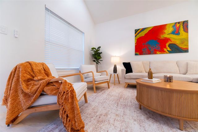 921 Hillburn Drive, West Tawakoni, TX 75474