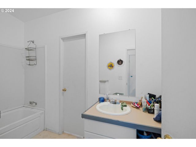 1488 N ELIZABETH St, Milton Freewater, OR 97862