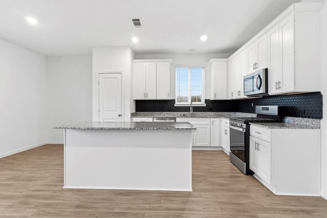 25631 Balsamroot Drive, Magnolia, TX 77355