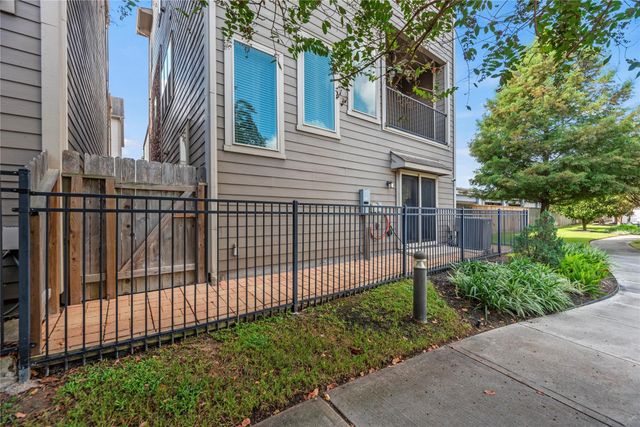 11006 Joedell Lane, Houston, TX 77043