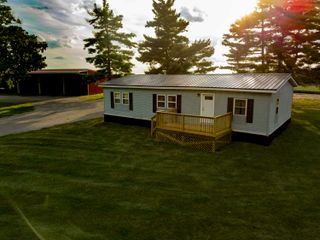 8820 S Lake Pleasant Road, Ransom Twp, MI 49242