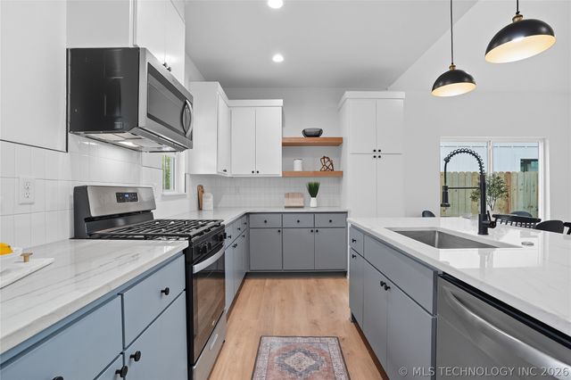 4606 S 27th West Avenue, Tulsa, OK 74107