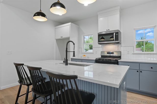 4606 S 27th West Avenue, Tulsa, OK 74107