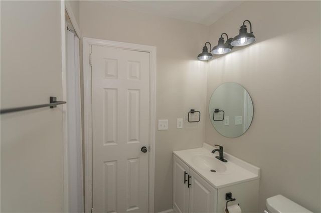 525 Baker NW Circle, Atlanta, GA 30318