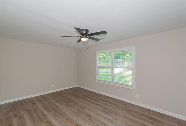 525 Baker NW Circle, Atlanta, GA 30318