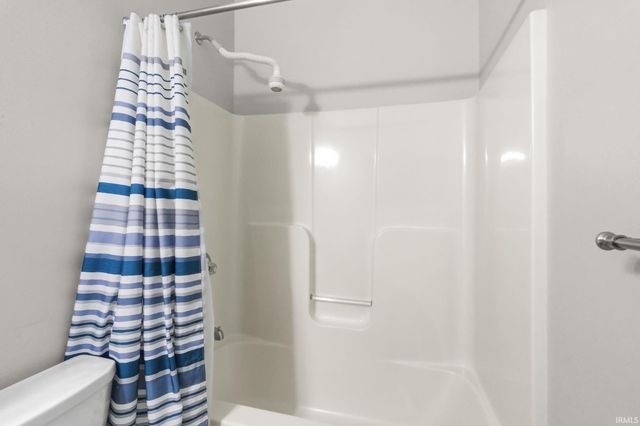 3805 Stanton Hall Parkway, Fort Wayne, IN 46815
