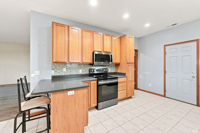 3805 Stanton Hall Parkway, Fort Wayne, IN 46815