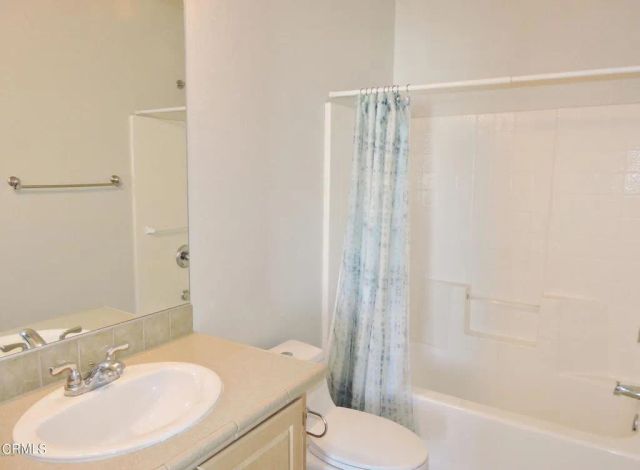 5 Gitana Avenue 150, Camarillo, CA 93012