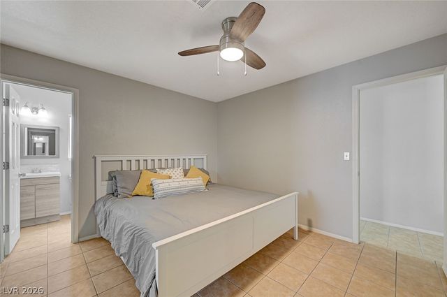 512 Close Avenue, Henderson, NV 89011