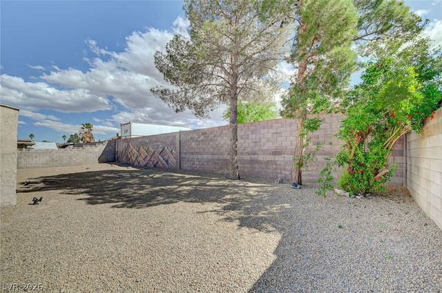 512 Close Avenue, Henderson, NV 89011