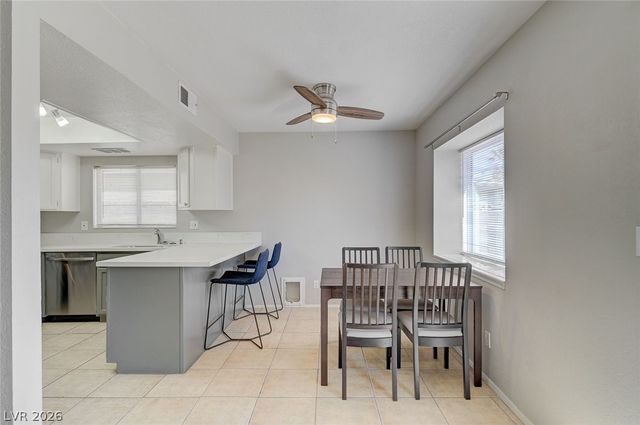 512 Close Avenue, Henderson, NV 89011