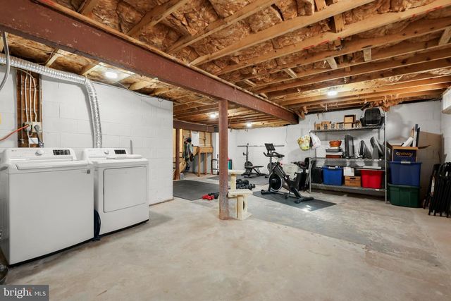 23 ORCHARD CIR, Telford, PA 18969