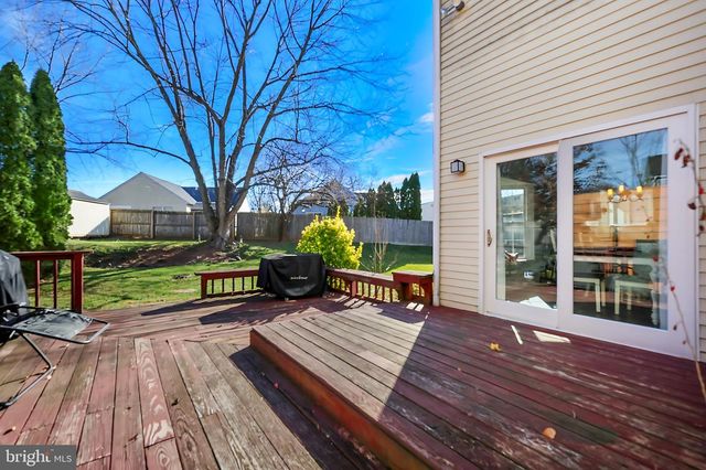 23 ORCHARD CIR, Telford, PA 18969