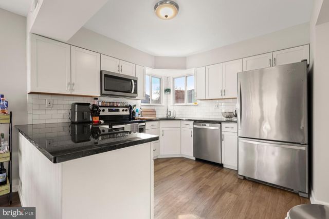 23 ORCHARD CIR, Telford, PA 18969