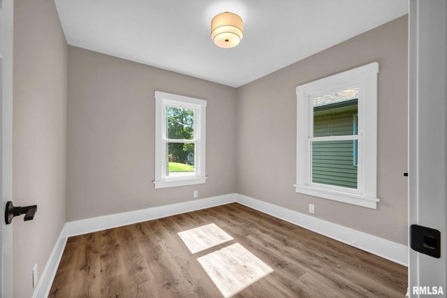 4435 N CONSTANTINE Avenue, Peoria Heights, IL 61616