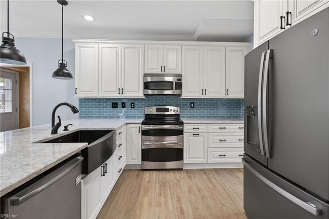 441 Chandler DR, Chesapeake, VA 23322