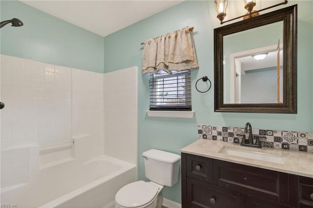 441 Chandler DR, Chesapeake, VA 23322