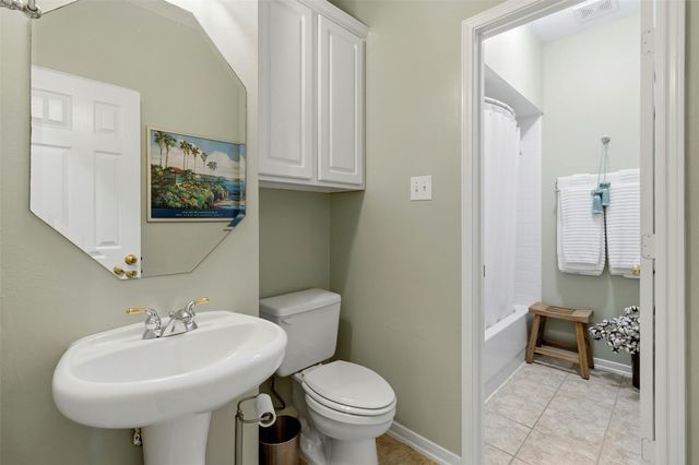 3010 Scenic View Court, Seabrook, TX 77586