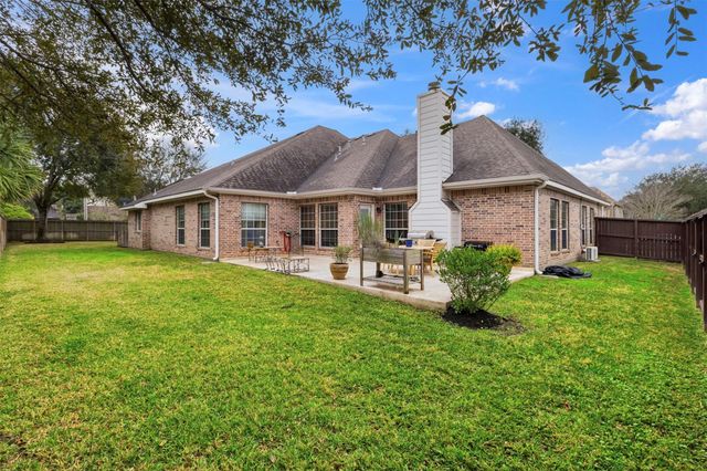 3010 Scenic View Court, Seabrook, TX 77586