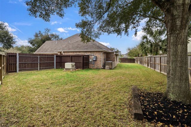 3010 Scenic View Court, Seabrook, TX 77586