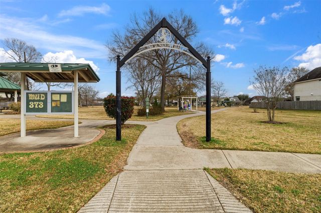 3010 Scenic View Court, Seabrook, TX 77586