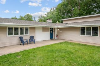 1403 Lewis Avenue, Des Moines, IA 50315
