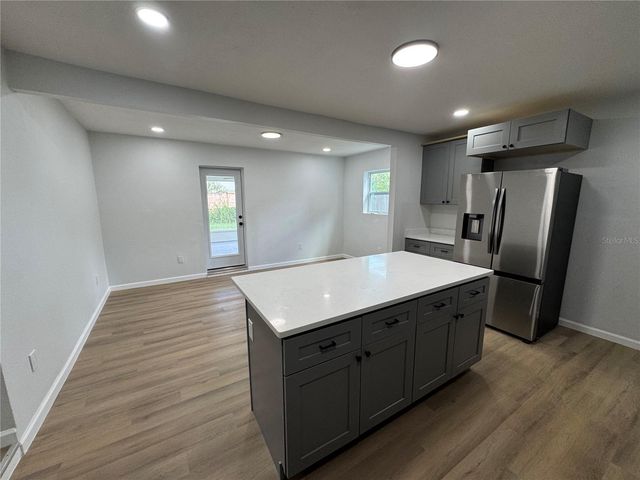1407 MOSELLE AVENUE, Orlando, FL 32807