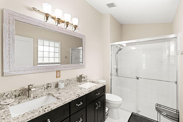 447 Woodview Circle, Palm Beach Gardens, FL 33418