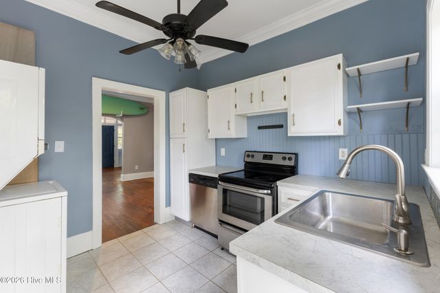 804 S 6th Street, Wilmington, NC 28401