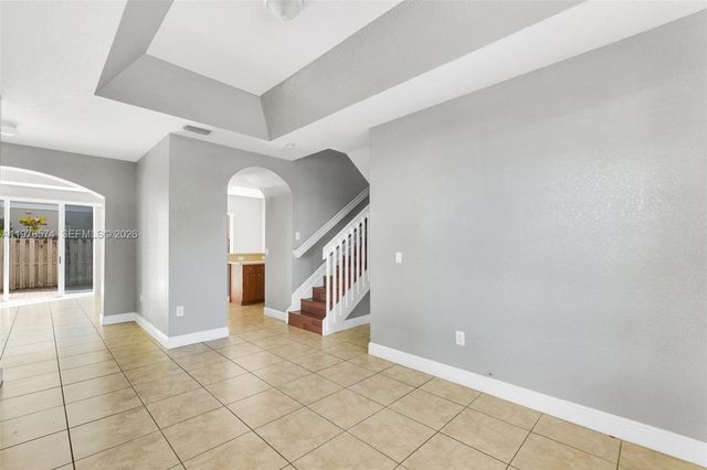 8338 NW 145th St, Miami Lakes, FL 33016