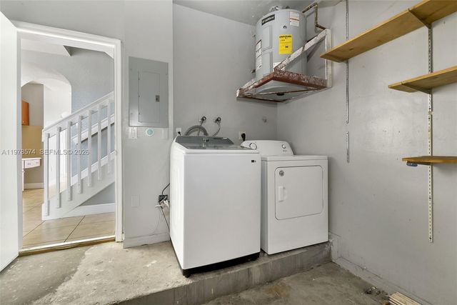 8338 NW 145th St, Miami Lakes, FL 33016