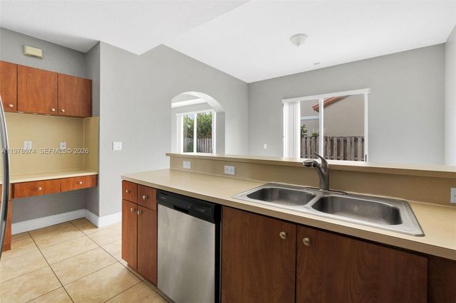 8338 NW 145th St, Miami Lakes, FL 33016