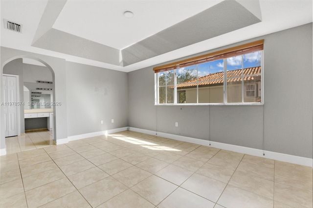 8338 NW 145th St, Miami Lakes, FL 33016