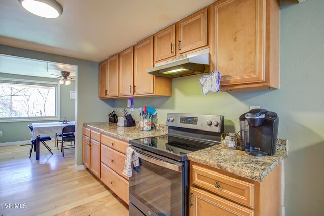 178 Conant Road, Church Hill, TN 37642