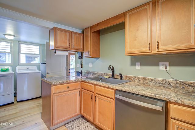 178 Conant Road, Church Hill, TN 37642