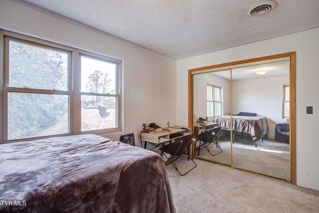 178 Conant Road, Church Hill, TN 37642