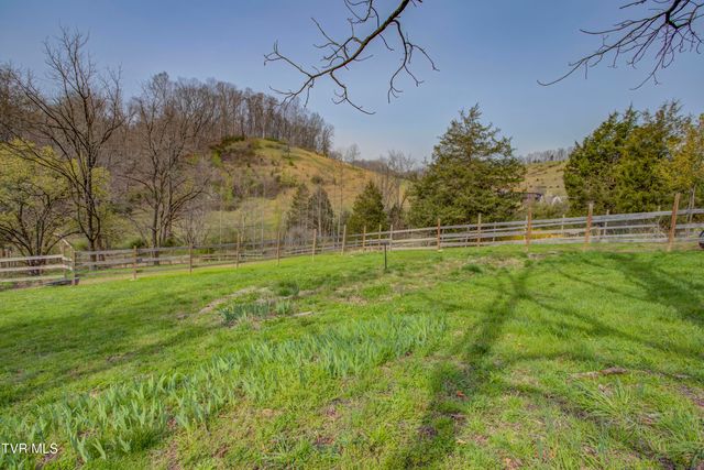 178 Conant Road, Church Hill, TN 37642