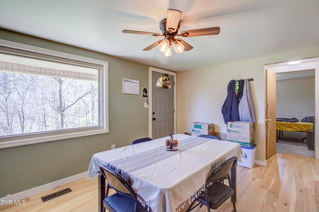 178 Conant Road, Church Hill, TN 37642