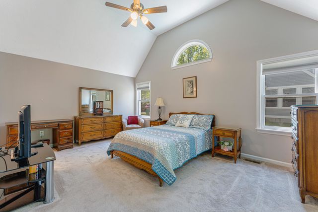 353 Winding Pond Road, Londonderry, NH 03053