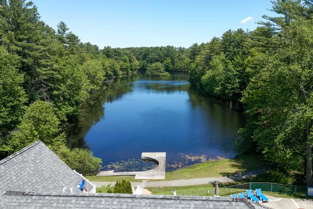 353 Winding Pond Road, Londonderry, NH 03053