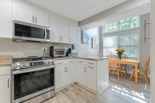 353 Winding Pond Road, Londonderry, NH 03053