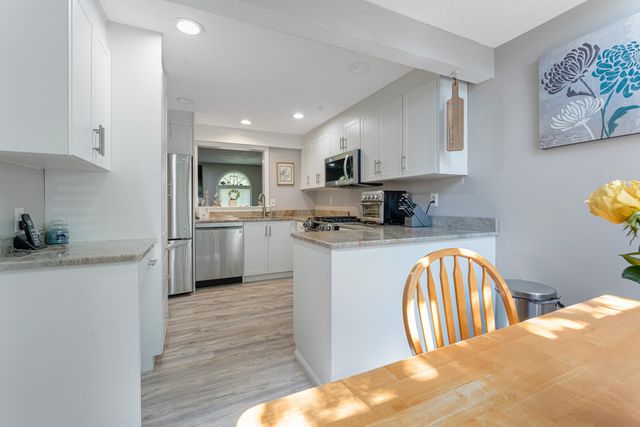 353 Winding Pond Road, Londonderry, NH 03053