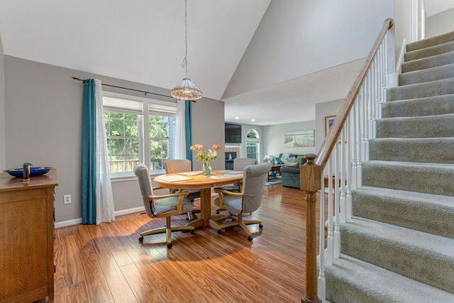 353 Winding Pond Road, Londonderry, NH 03053