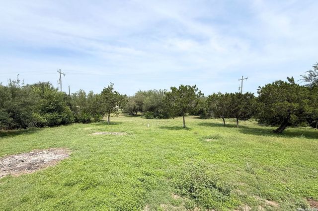 15003 Peoples Dr, San Antonio, TX 78253