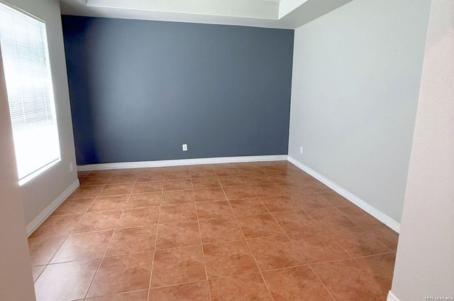 15003 Peoples Dr, San Antonio, TX 78253